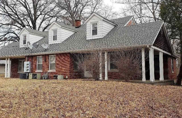 1310 CASEYVILLE Avenue - 1310 Caseyville Avenue, Swansea, IL 62226