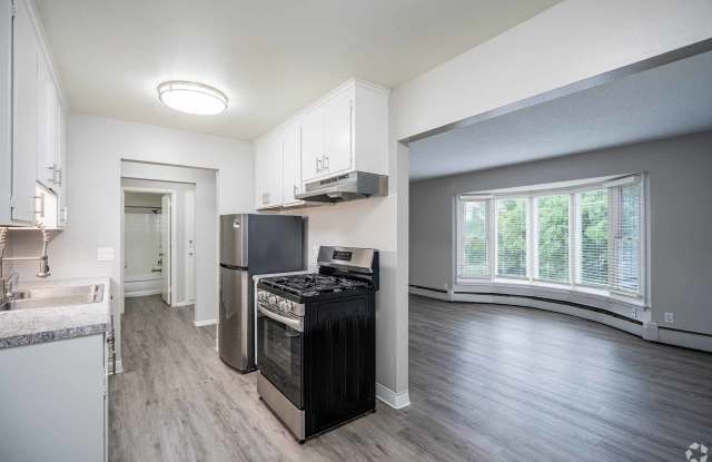 Richfield Square Apartments photos photos