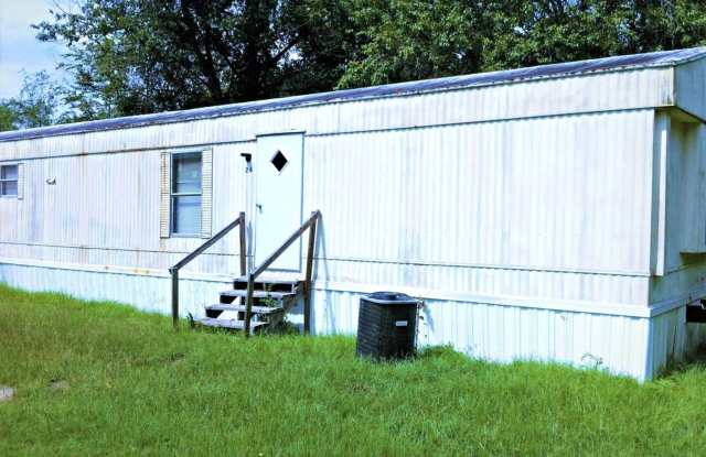 APPROVED SECTION 8 VOUCHERS ONLY! 2 Bedroom Home in Aiken! photos photos