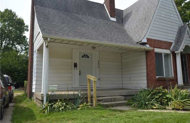 4917 Young Avenue Gallery 2