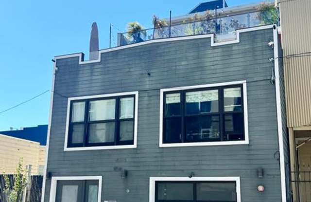 Luxury Penthouse Condo w/Large Private Terrace, Outdoor Kitchen – a must see! PROGRESSIVE photos photos
