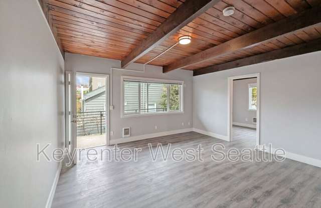 931 N 104th ST - - 931 North 104th Street, Seattle, WA 98133