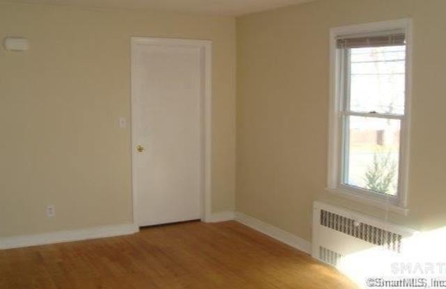 720 Knapps Highway Gallery 3