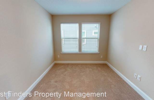 176 Silver Creek Place Gallery 3