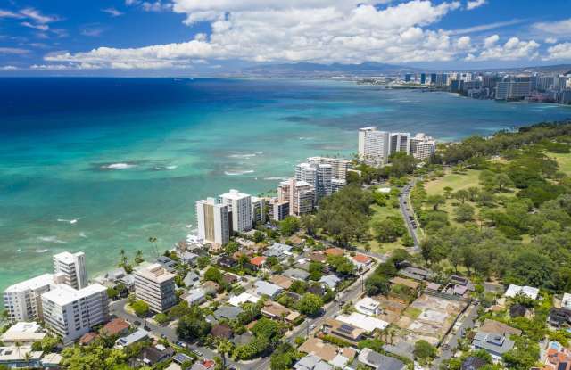 Oceanfront, Diamond Head Surf House Gallery 3