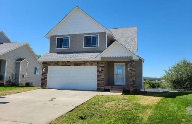 $2,300 - 3 Bed / 2.5 Bath Beautiful Spokane Valley House photos photos