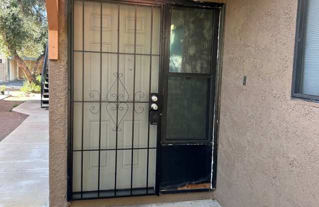 Eastside 2 Bedroom Unit! Community Pool! photos photos Eastside 2 Bedroom Unit! Community Pool! photos photos