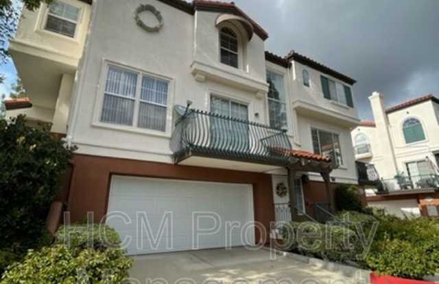 12665 Trent Jones Ln Gallery 1