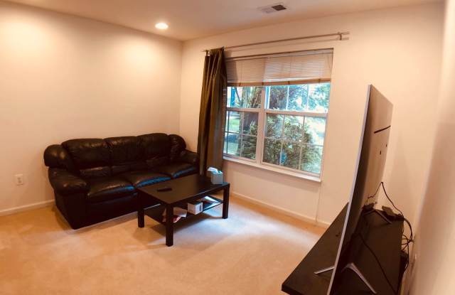 21056 Sojourn Ct Gallery 2