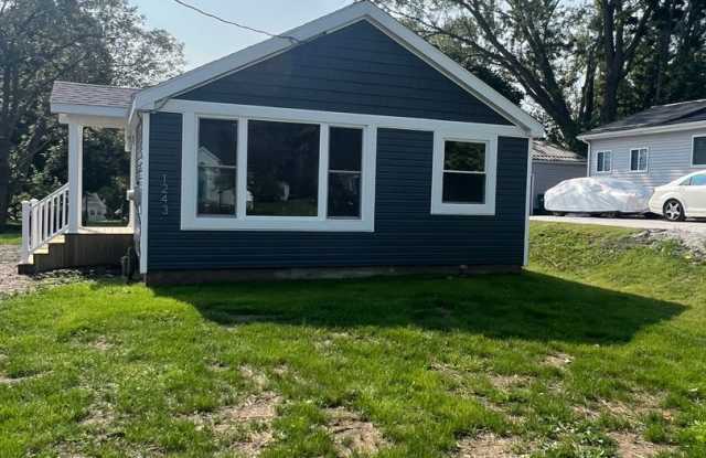 Remodeled 1 Bedroom Millcreek House photos photos