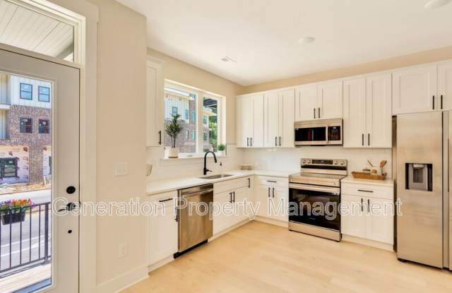 733 N Market Street photos photos