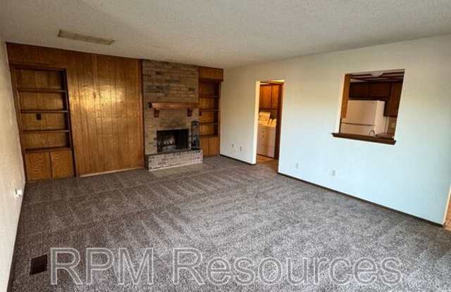 7002 Woodlake Dr Gallery 3