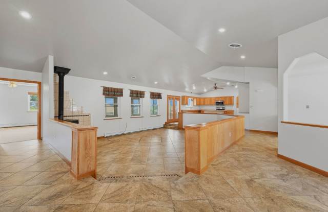 Executive Home available in Peak Meadows Gallery 3