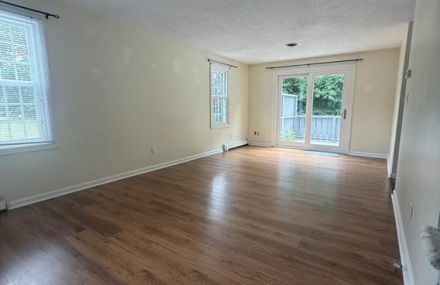 303 Twin Lakes Drive - 1 Gallery 3