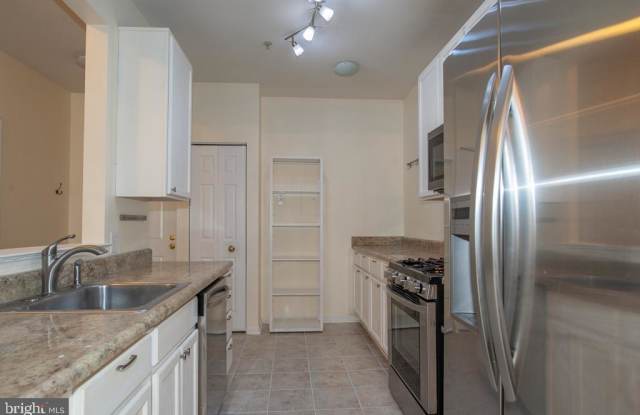 6535 GRANGE LN #302 Gallery 4