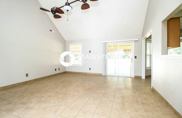 353 Clearlake Drive Gallery 2