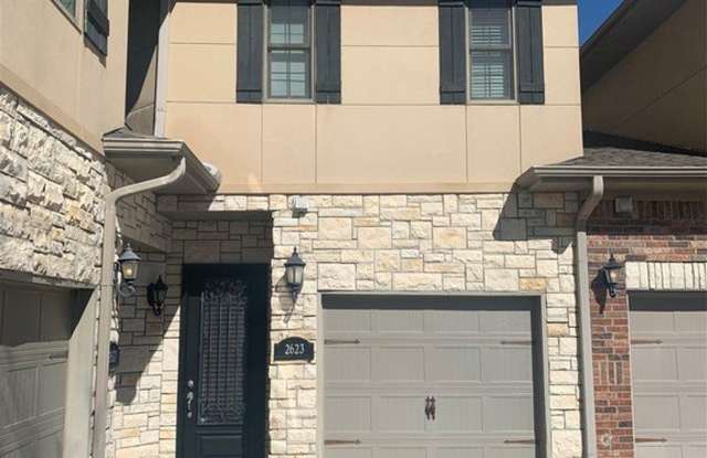 2623 S Everest Avenue photos photos