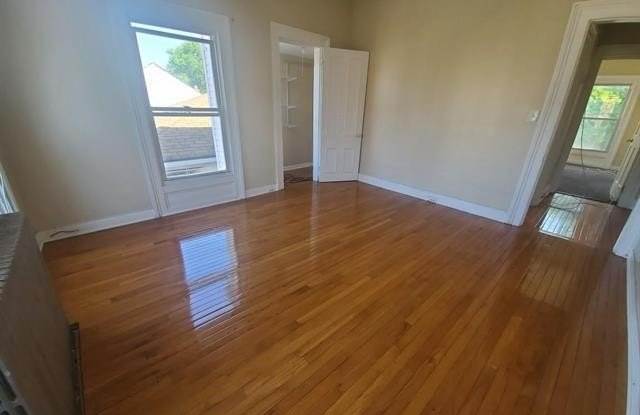 32 BELMONT AVE photos photos