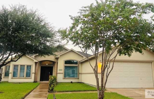 5891 HITCHING POST BLVD. Gallery 3