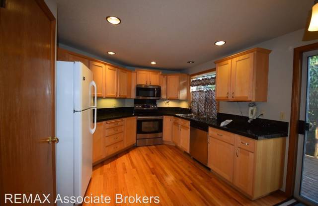 5012 Mill Pond Dr SE Gallery 4