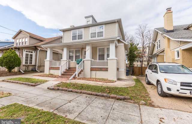 6932 9TH ST NW Gallery 2