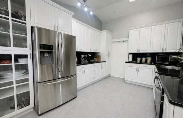 21023 Rustlewood Avenue photos photos