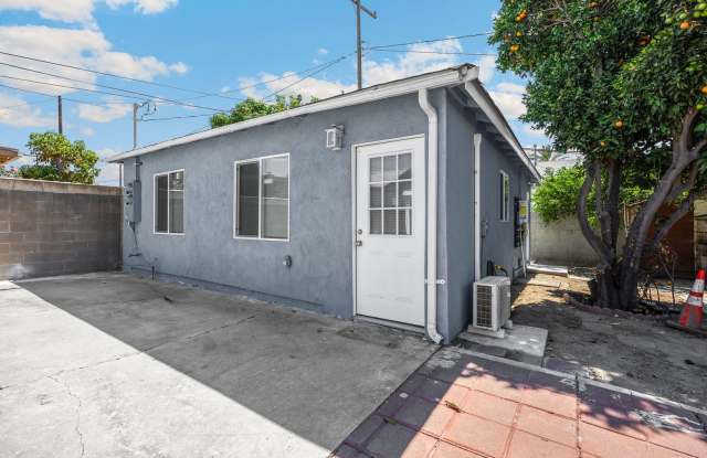 Charming & Spacious 2-Bedroom Unit/ADU in Whittier Gallery 3