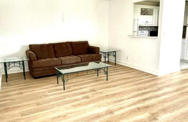 114 Valencia E Gallery 2