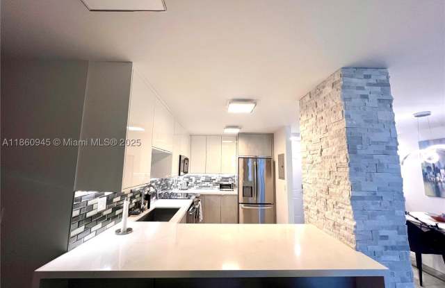 100 Bayview Dr Gallery 3