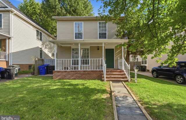 5616 8TH Street N photos photos