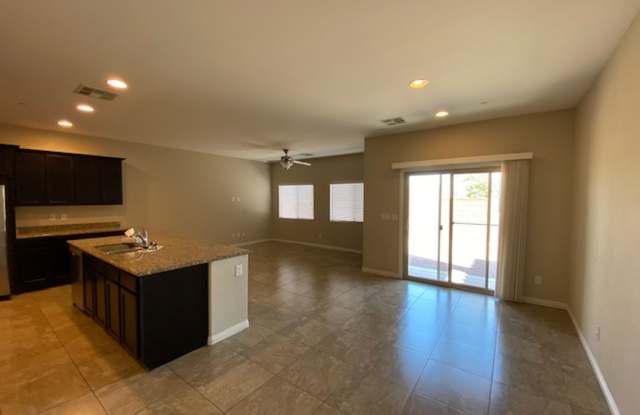 Henderson 3 Bedroom Single Family Home! Gallery 4