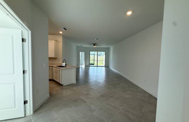 18822 Copperhead Ct N Gallery 2