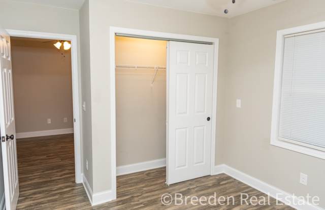 603/605 3rd Avenue NE - 603 Gallery 4