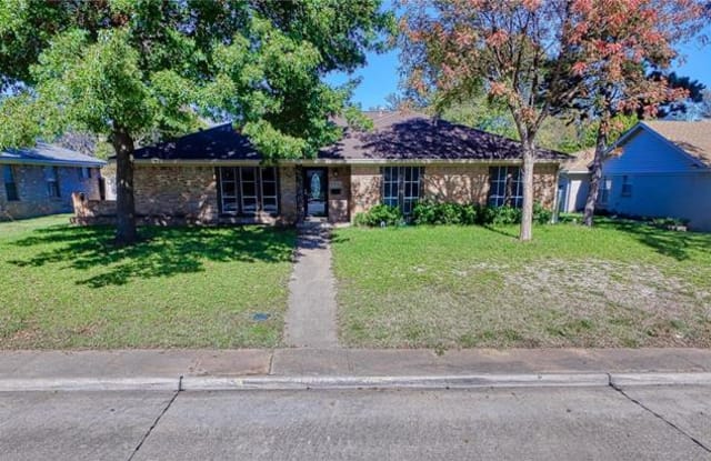 2717 Leta Mae Circle - 2717 Leta Mae Circle, Farmers Branch, TX 75234