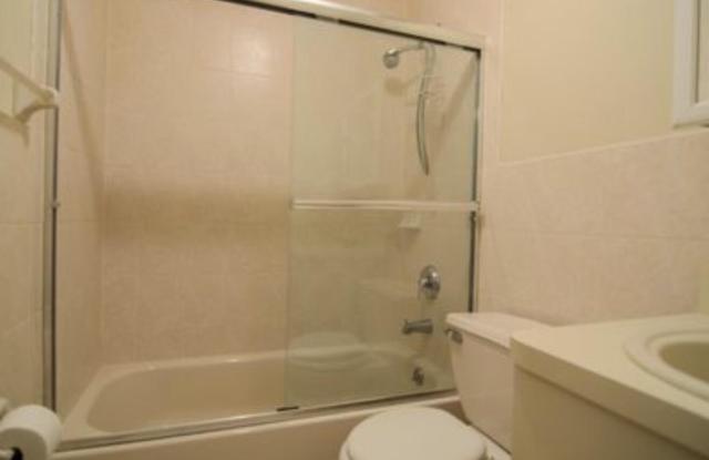15 Sapphire Court Gallery 3