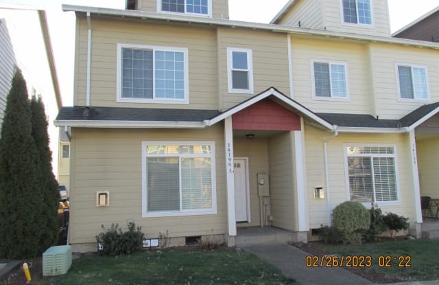 14194 Brittany Terrace - 14194 Brittany Terrace, Oregon City, OR 97045