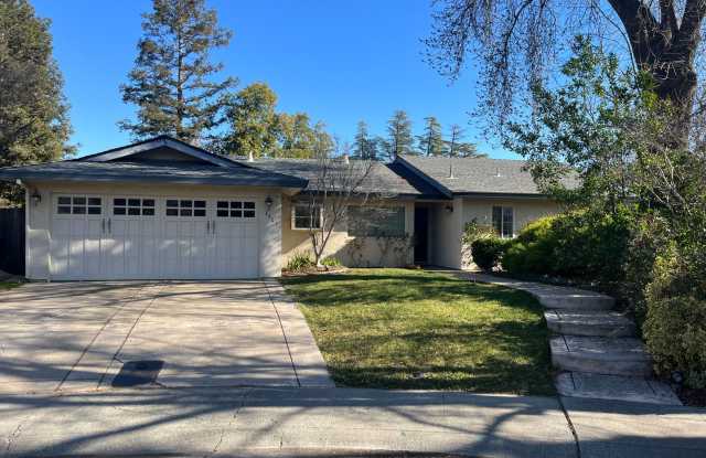 4 Bedroom Home in Quiet West Davis Cul-de-sac photos photos