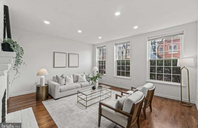 1001 CONSTITUTION AVENUE NE Gallery 4