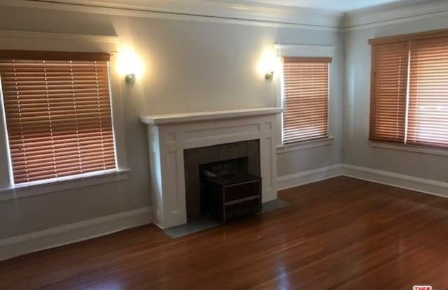 1025 LOCUST AVE photos photos