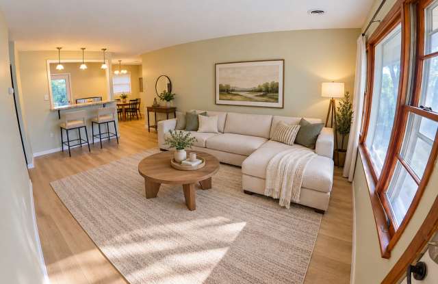 Remodeled & Pet-Friendly Near Campus + Washer/Dryer Included + Off-Street Parking! Available November 9th! Gallery 4
