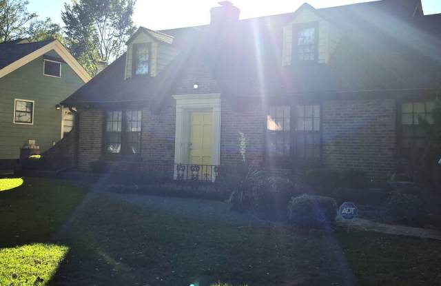 MOVE-IN SPECIAL 1/2 OFF 1ST MONTH'S RENT!! photos photos