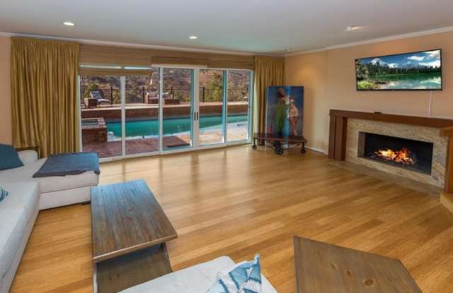11464 Dona Evita Drive Gallery 4