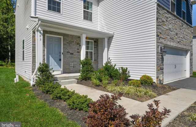 103 CORNWALL Place Gallery 1