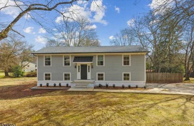 124 Lurline Dr photos photos