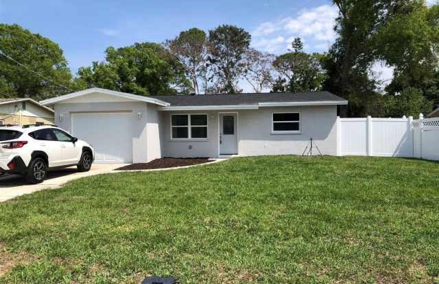 345 Parkland Avenue photos photos