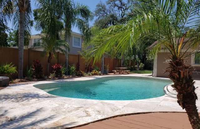 88 OAKWOOD RD - 88 Oakwood Road, Jacksonville Beach, FL 32250