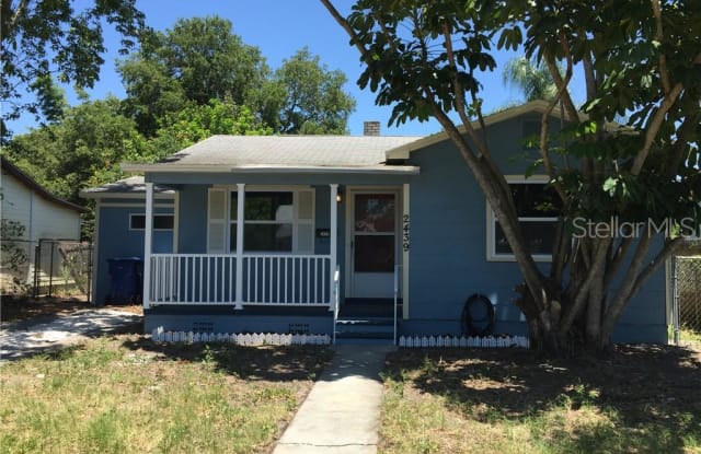2439 15TH AVENUE N - 2439 15th Avenue North, St. Petersburg, FL 33713