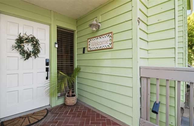 318 WINDRUSH BOULEVARD photos photos