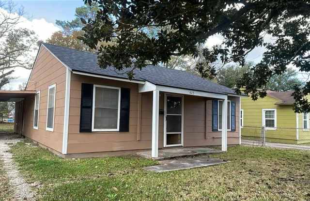House For Rent 425 Garland Avenue, Beaumont, TX 77705 - 425 Garland Avenue, Beaumont, TX 77705