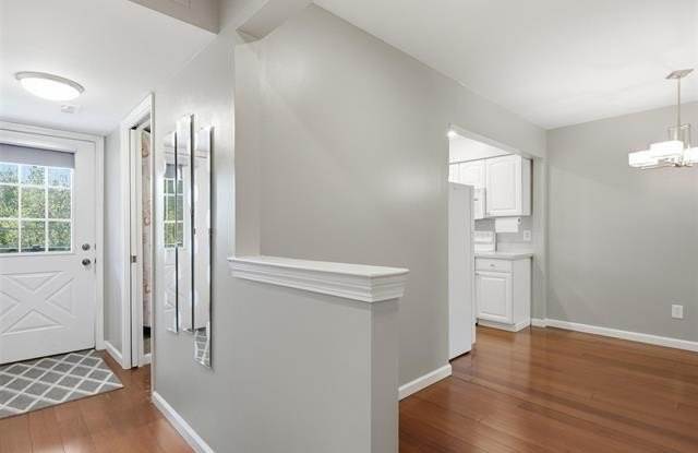 42630 Plymouth Hollow Drive Gallery 4